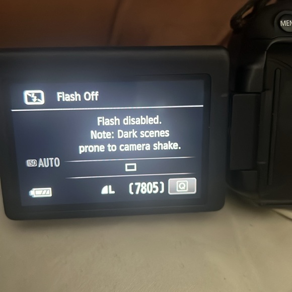 Canon EOS Rebel T5i EOS 700D - Picture 5 of 6